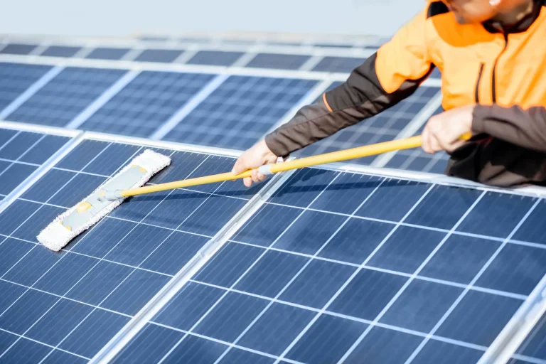 Photovoltaikreinigung Photovoltaikanlagenreinigung